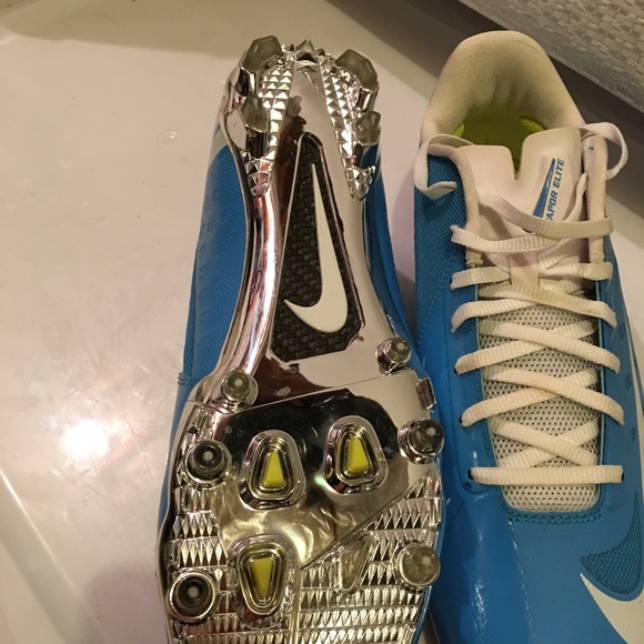 Nike Hyperfuse Vapor Elite Cleats - Picture 3 of 4